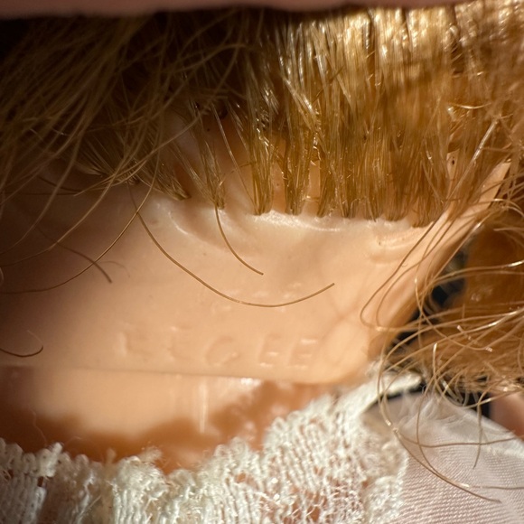 EE G EE Vintage Princess Baby Doll No Chews Moveable Eyes - Picture 9 of 9